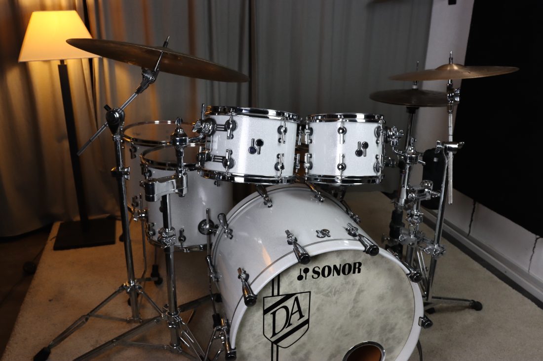 Sonor Drumset in Weiß